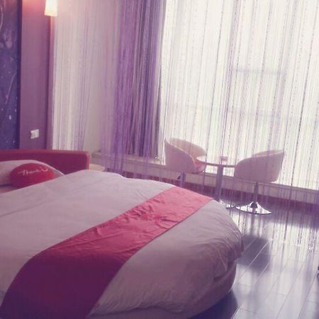 Thank Inn Chain Hotel Shanxi Lvliang Lishi Beichuanghe Road Luliang  Exteriör bild